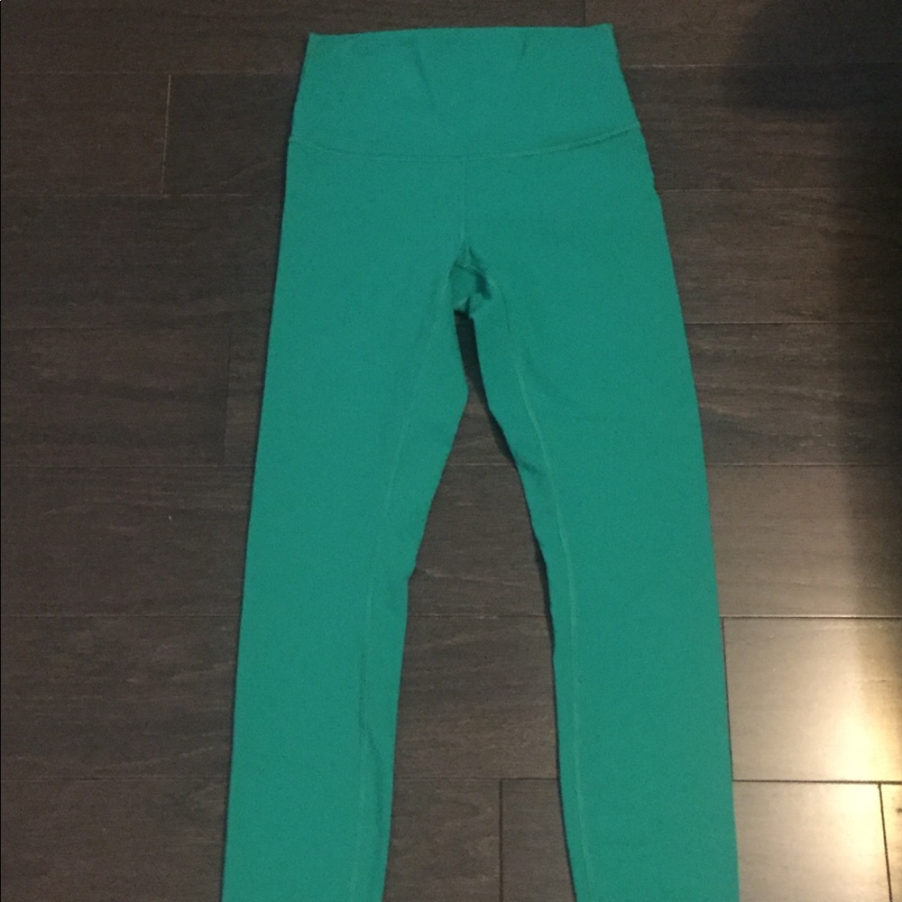 Lululemon wunder under 4